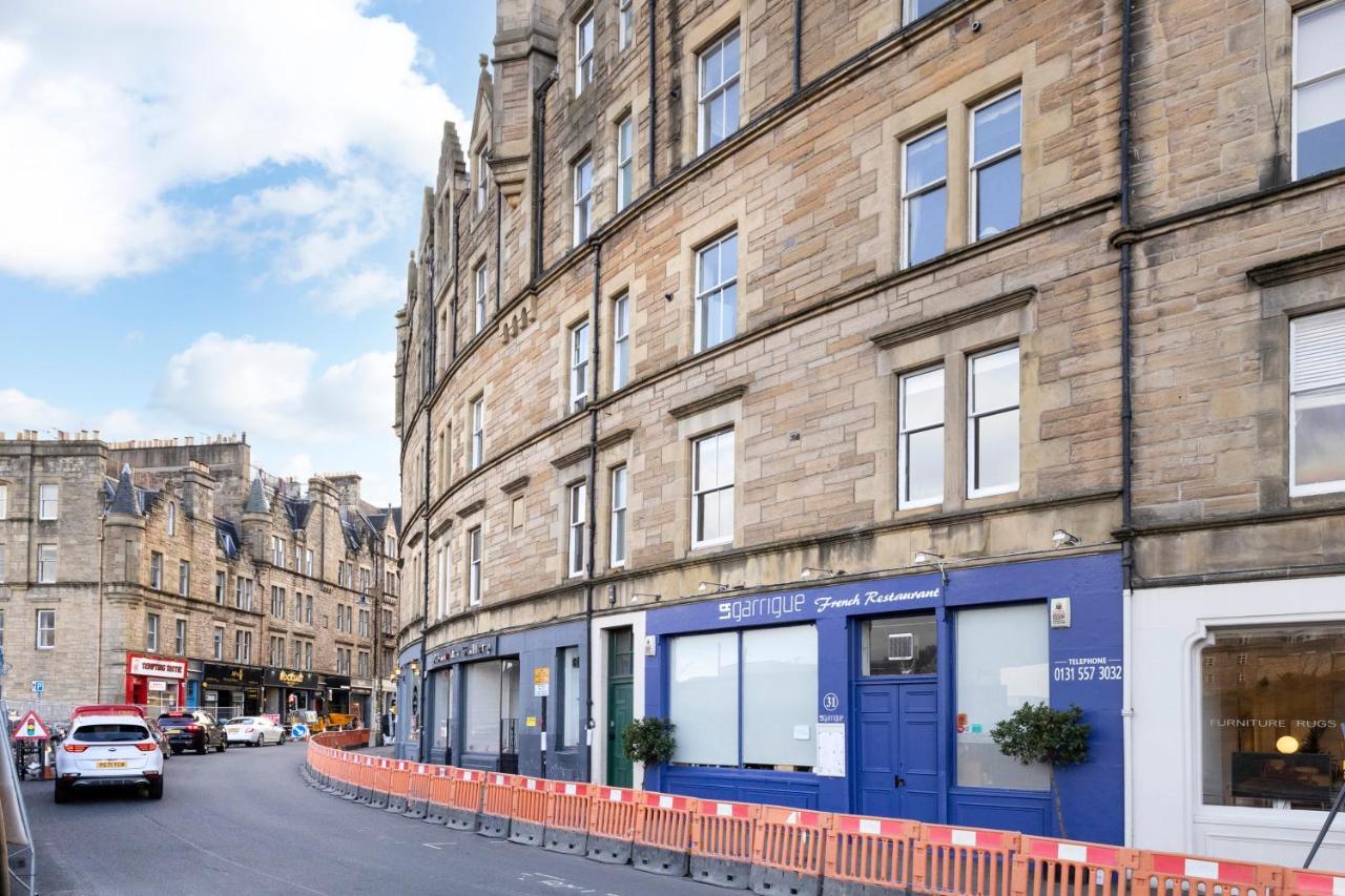Joivy Old Town 1-Bed Apartment With Stunning Views Edinburgh Bagian luar foto